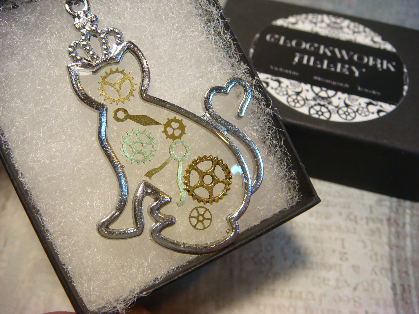 Steampunk Gears Crowned Cat Transparent Necklace