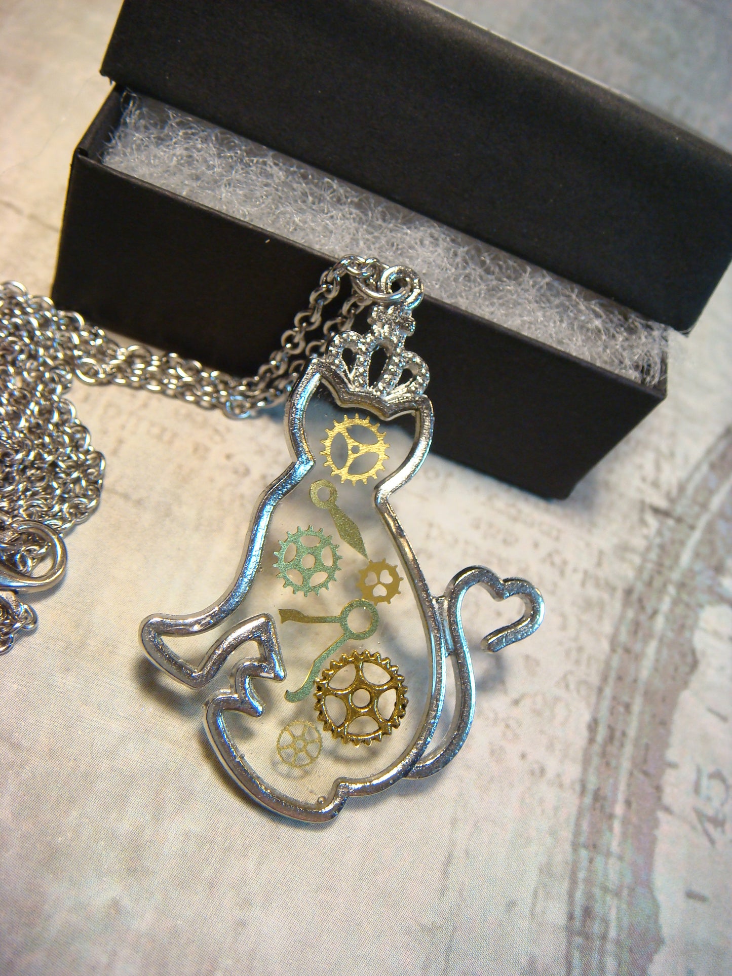 Steampunk Gears Crowned Cat Transparent Necklace