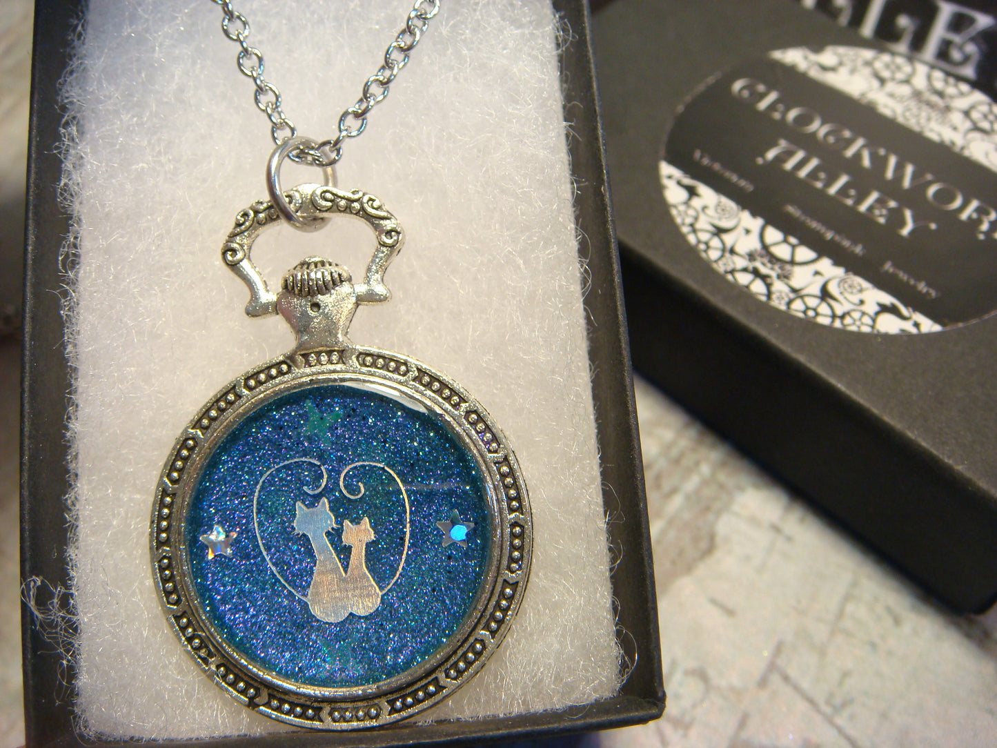 Snuggling Cats in Heart with Stars Pocket Watch Pendant Necklace