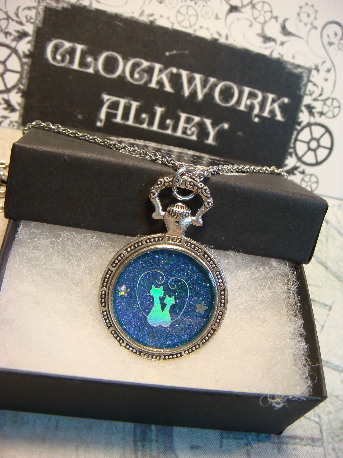 Snuggling Cats in Heart with Stars Pocket Watch Pendant Necklace