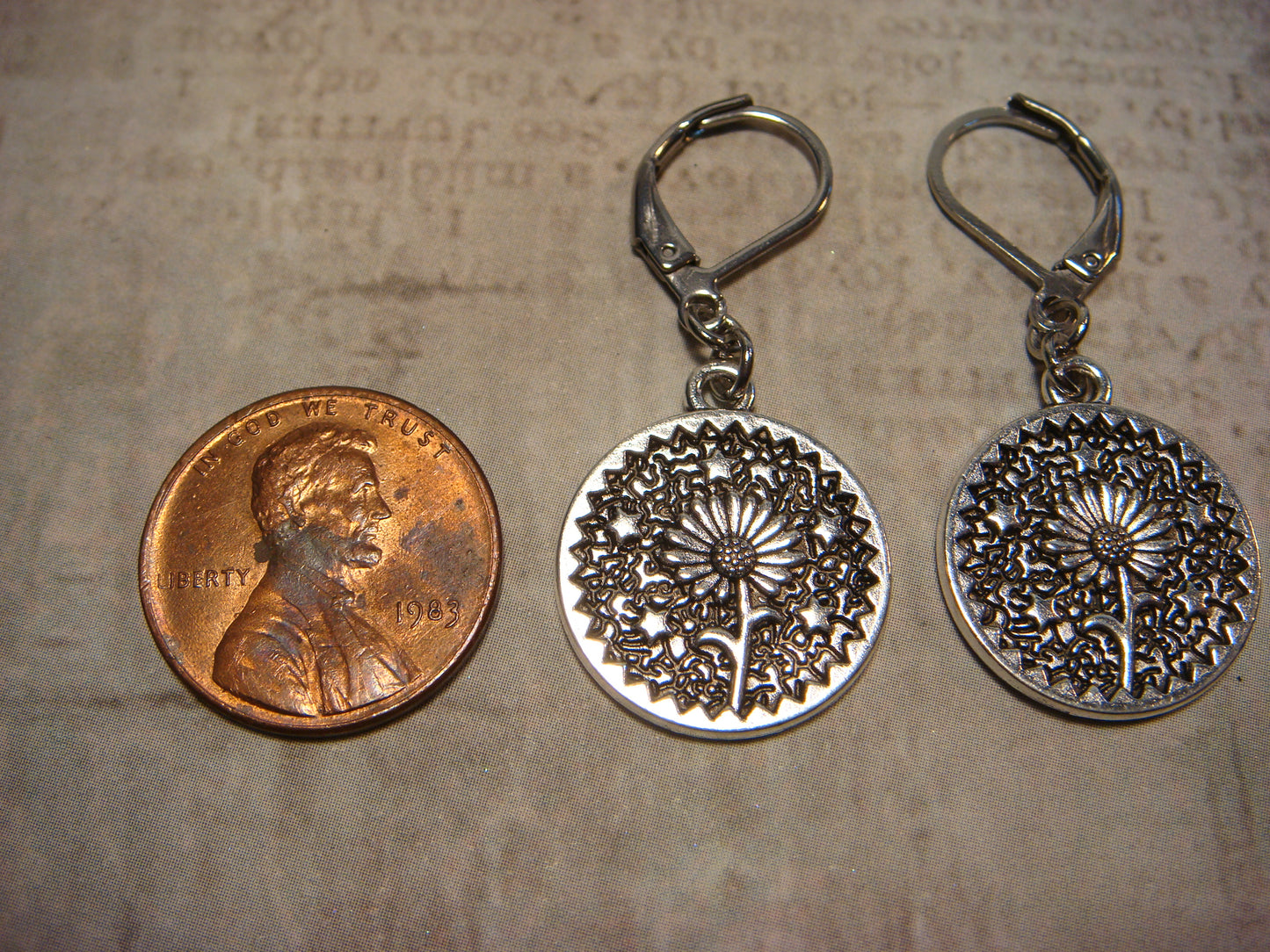 Sunflower Circle Dangle Earrings in Antique Silver