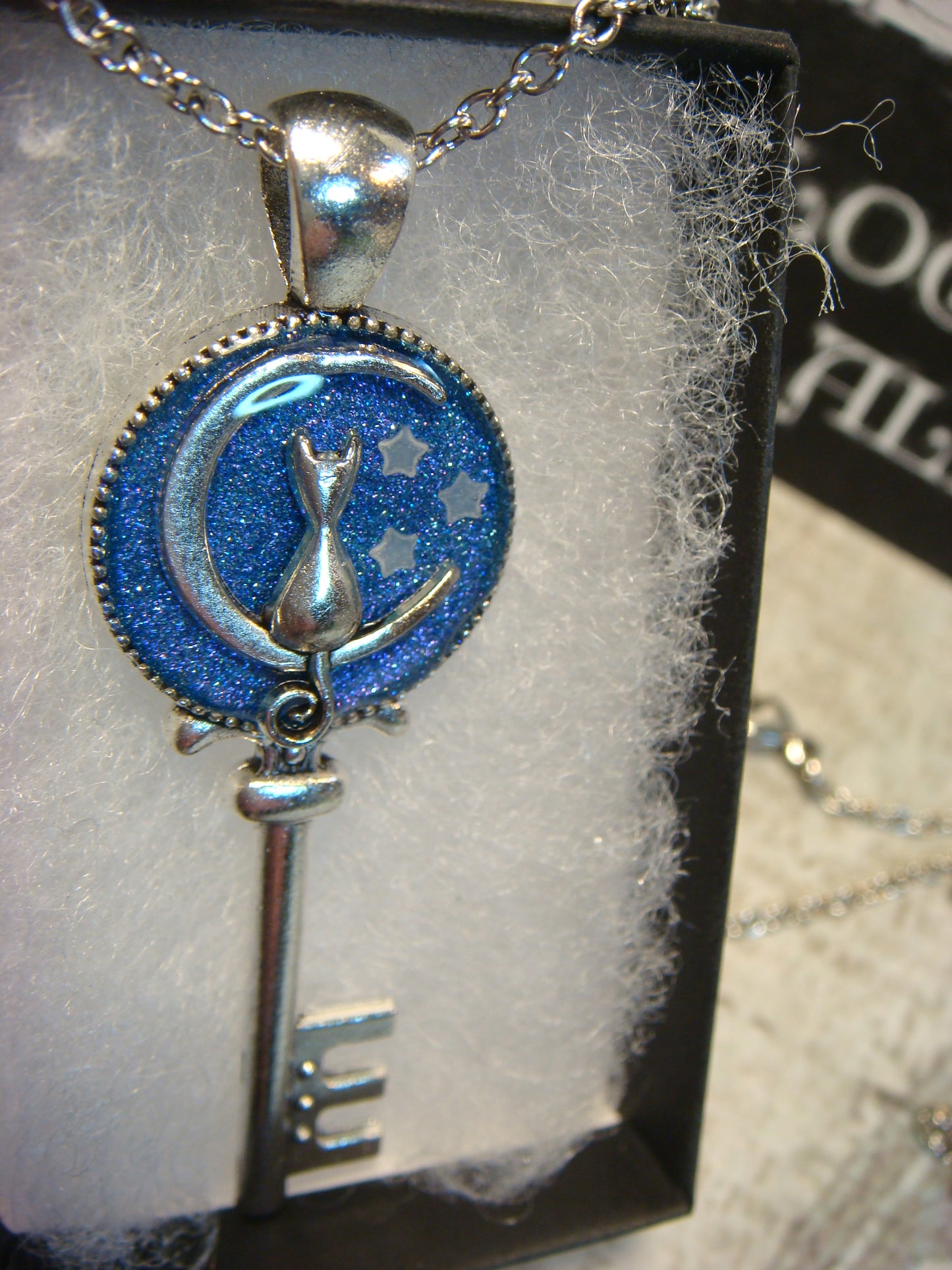 Cat Moon with Glow Stars Key Necklace