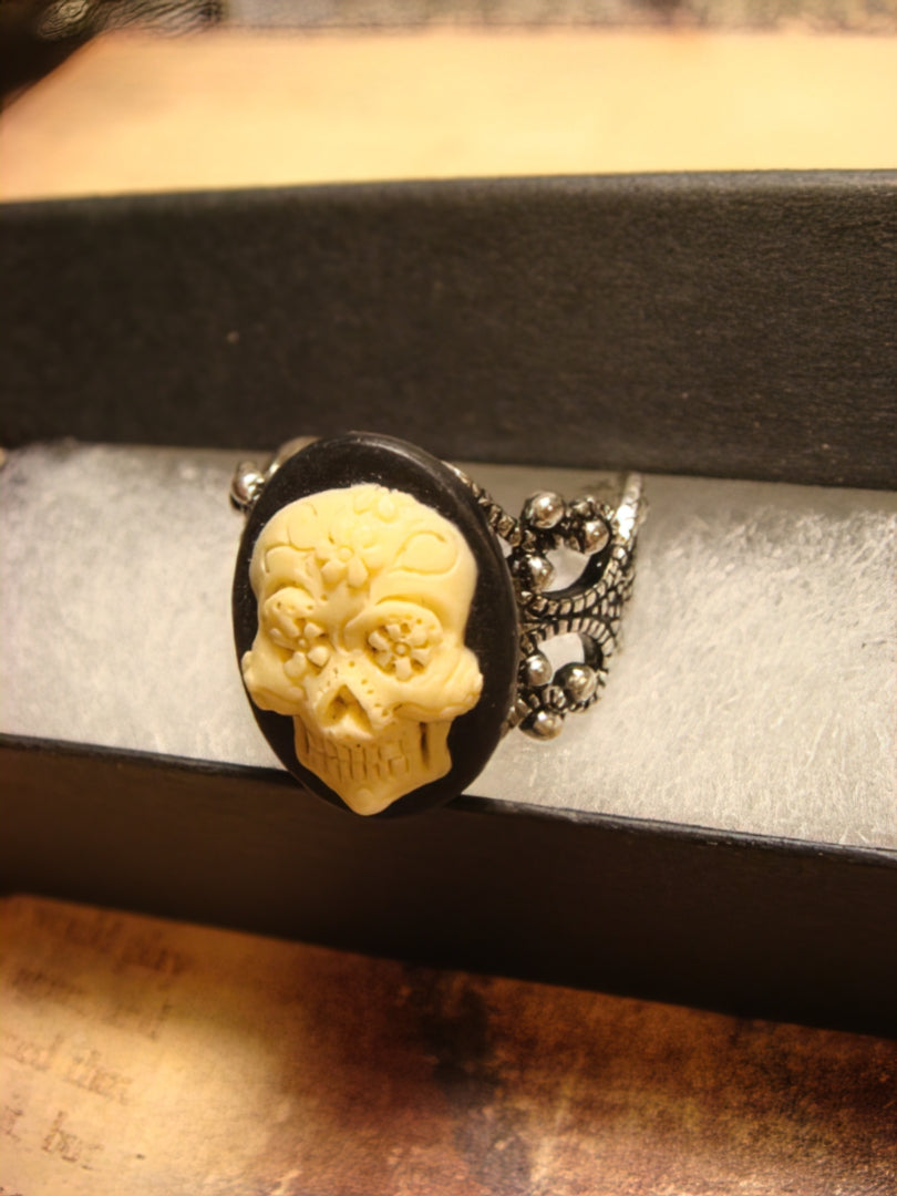 Sugar Skull Filigree Ring in Antique Silver - Adjustable