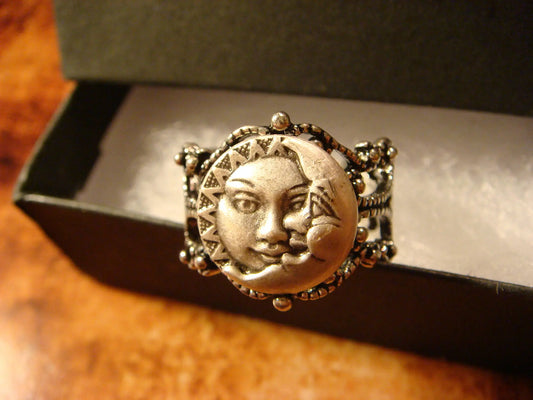 Sun and Moon Filigree Ring in Antique Silver - Adjustable