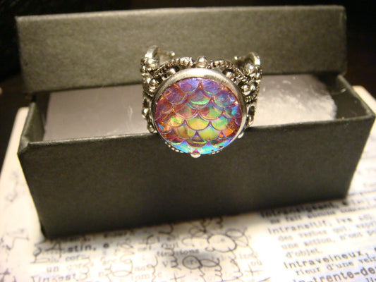 Iridescent Pink Scales Filigree Ring in Antique Silver - Adjustable