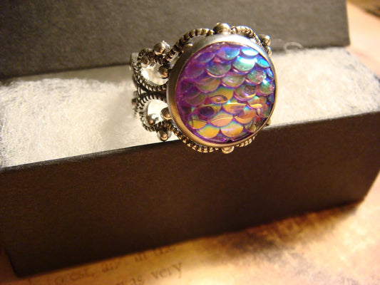 Iridescent Purple Scales Filigree Ring in Antique Silver - Adjustable