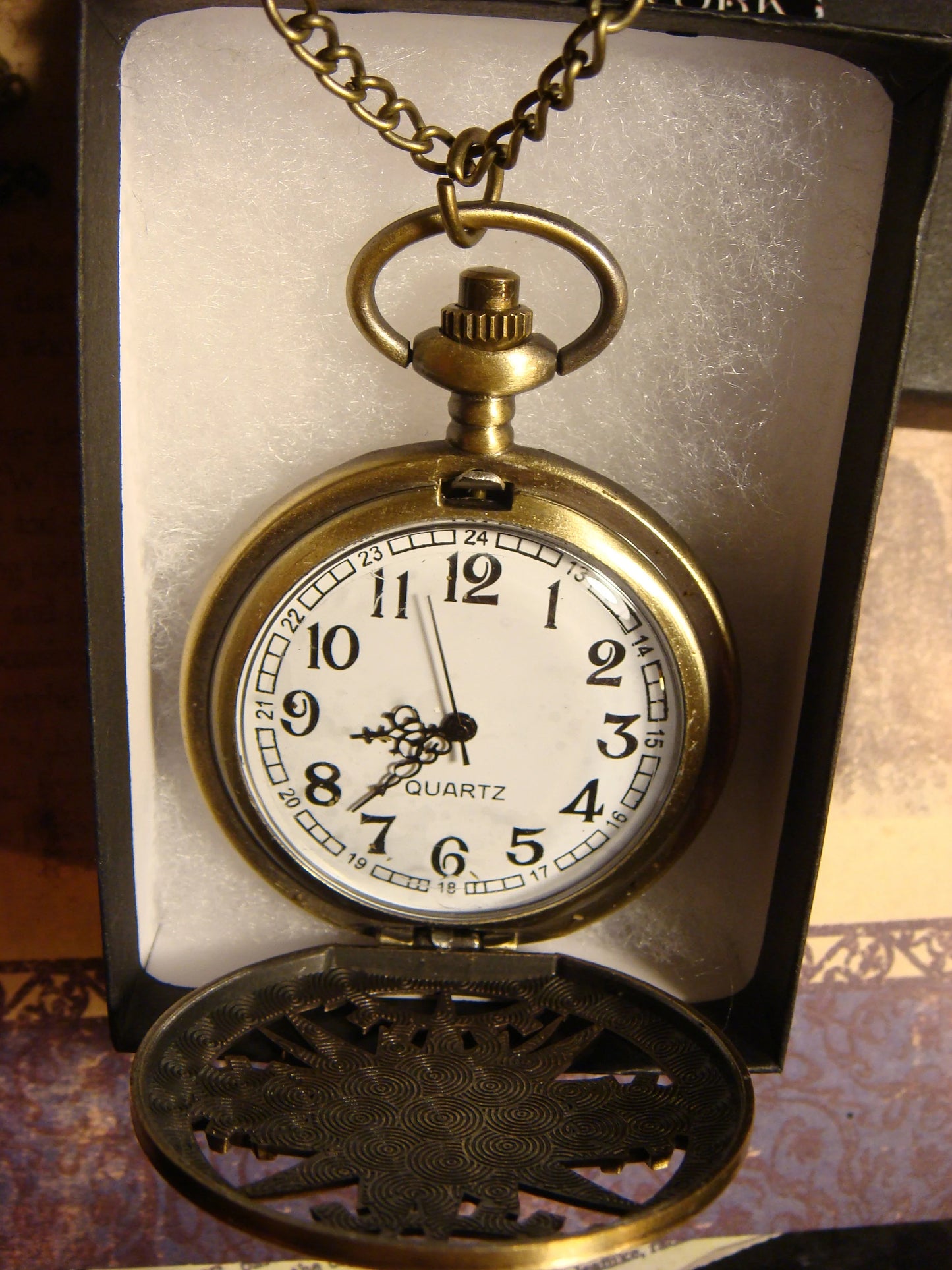 Working Steampunk Clock Pocket Watch Necklace in Antique Bronze