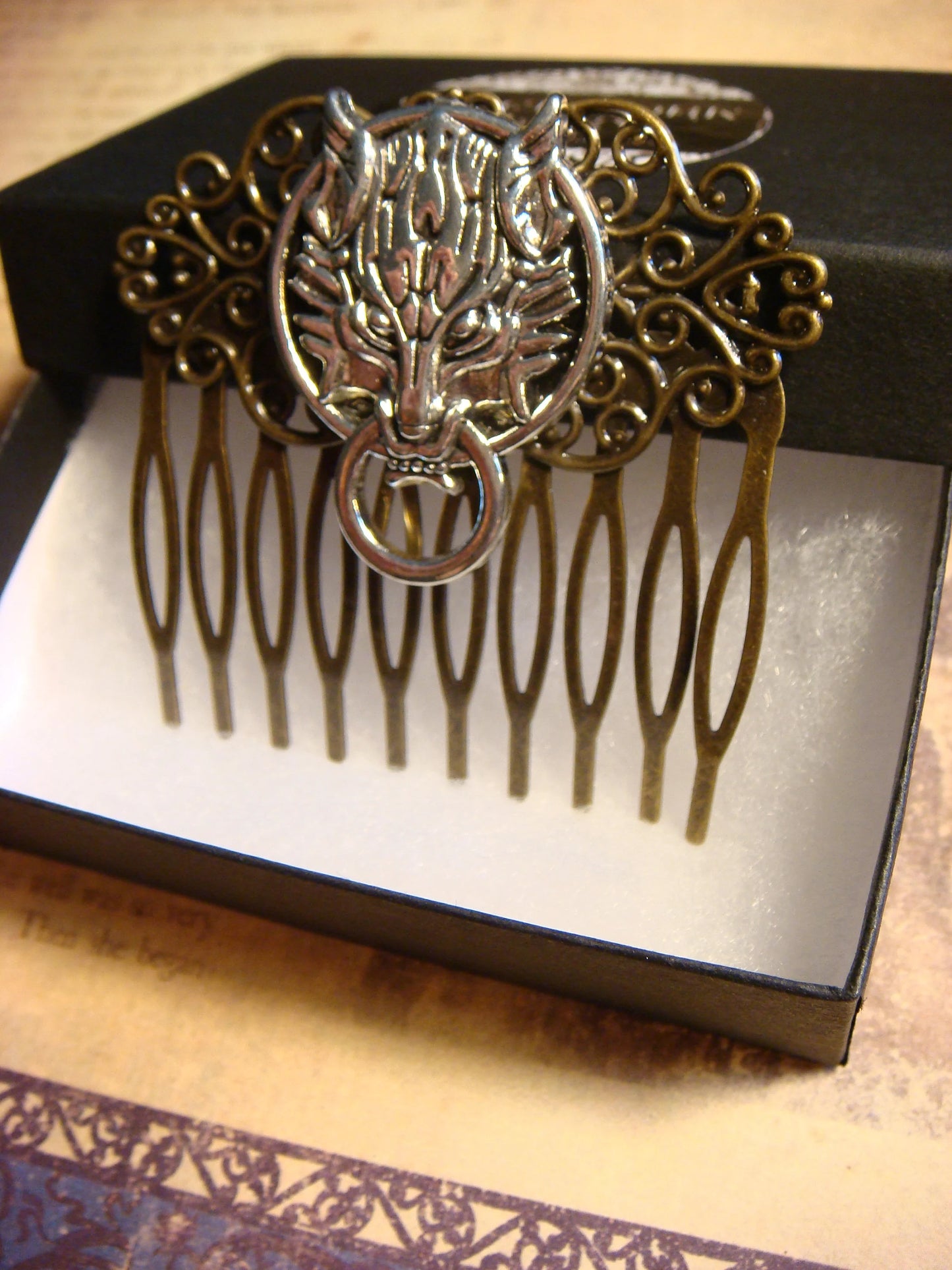 Wolf Knocker Hair Comb in Antique Bronze
