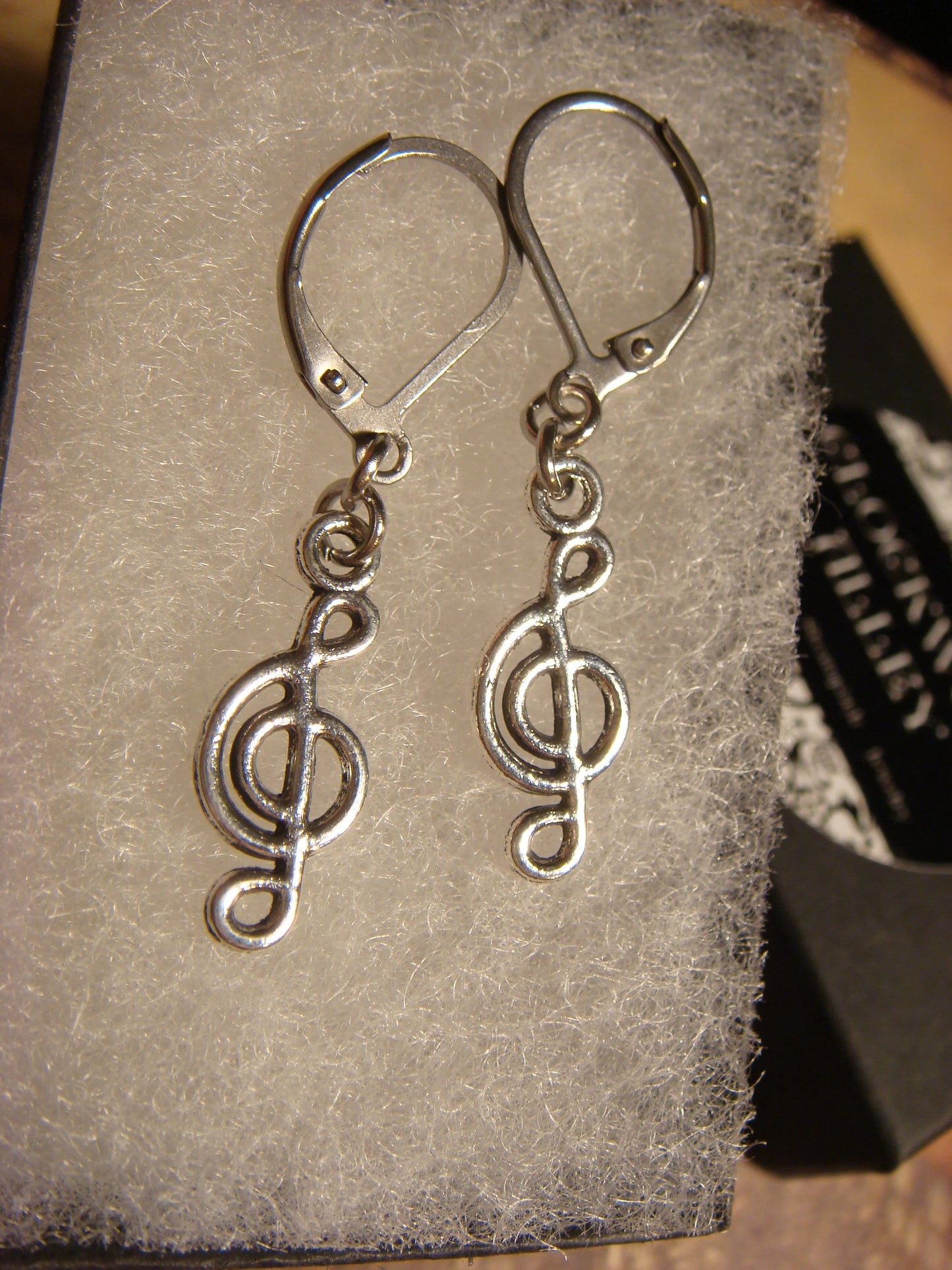 Treble Clef Dangle Earrings in Antique Silver