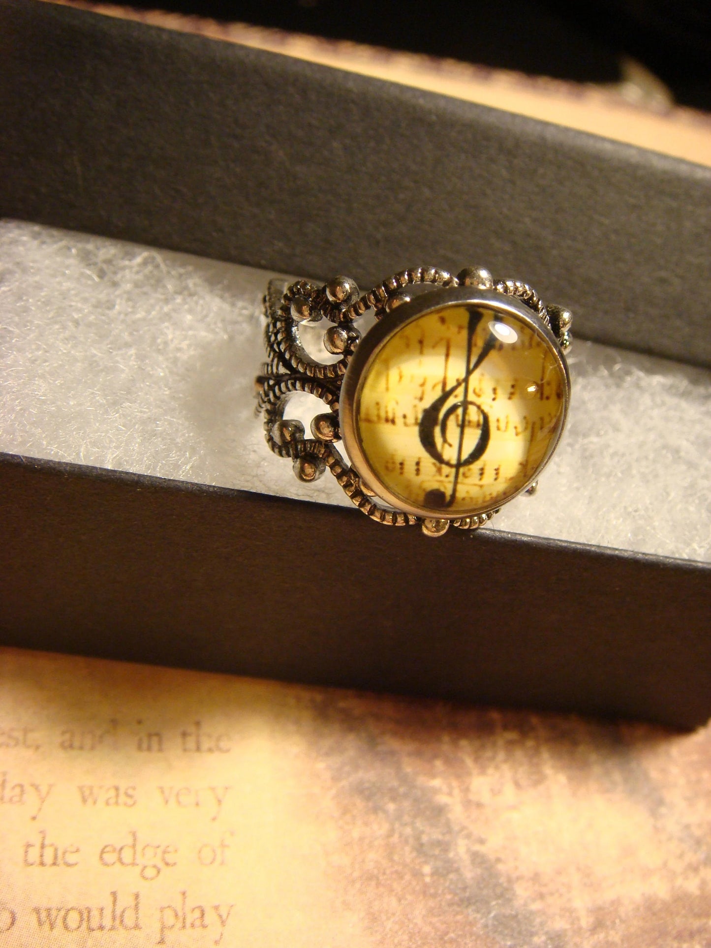 Treble Clef Image Filigree Ring in Antique Silver - Adjustable
