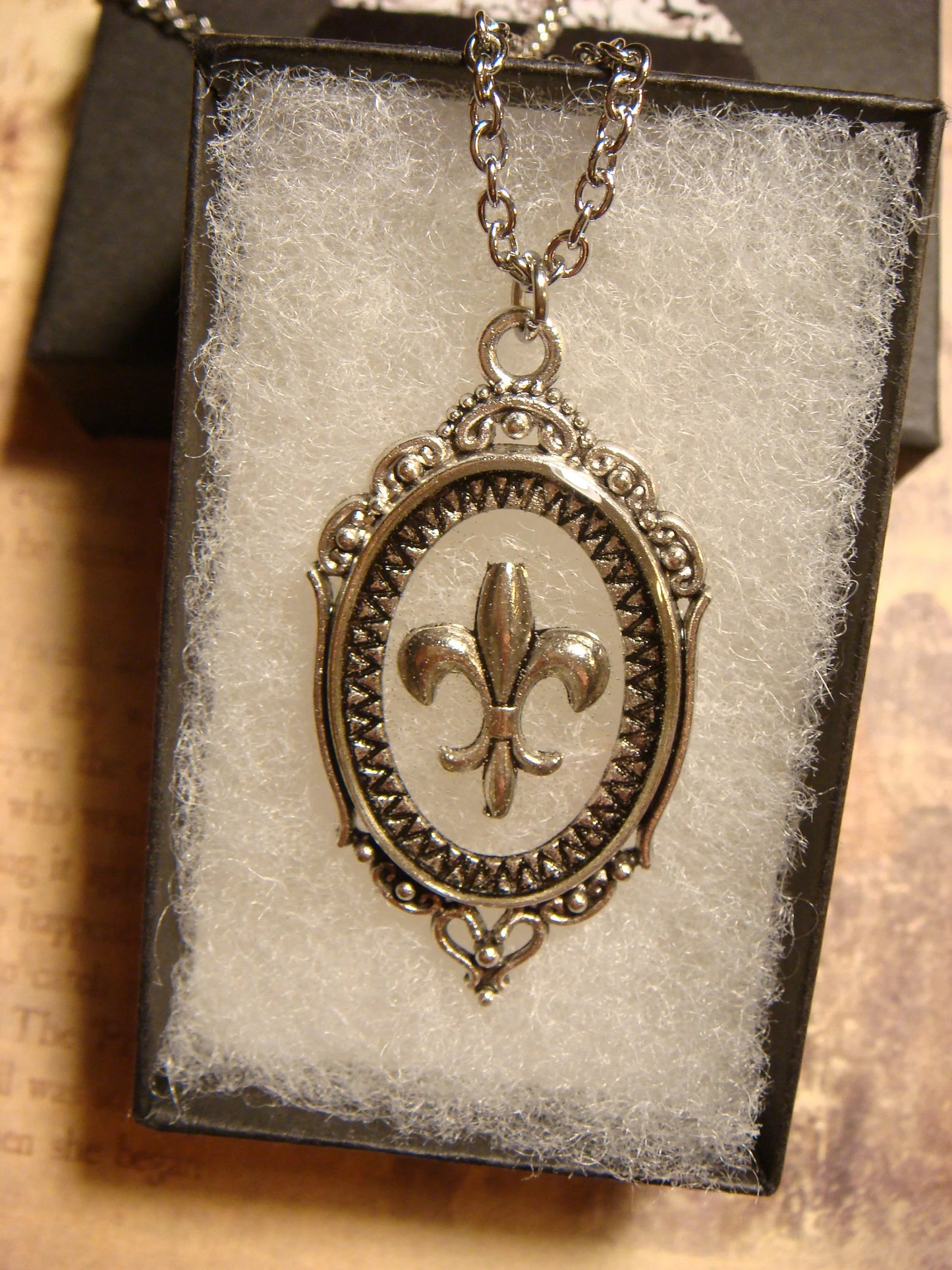Fleur De Lis in See-thru Ornate Necklace