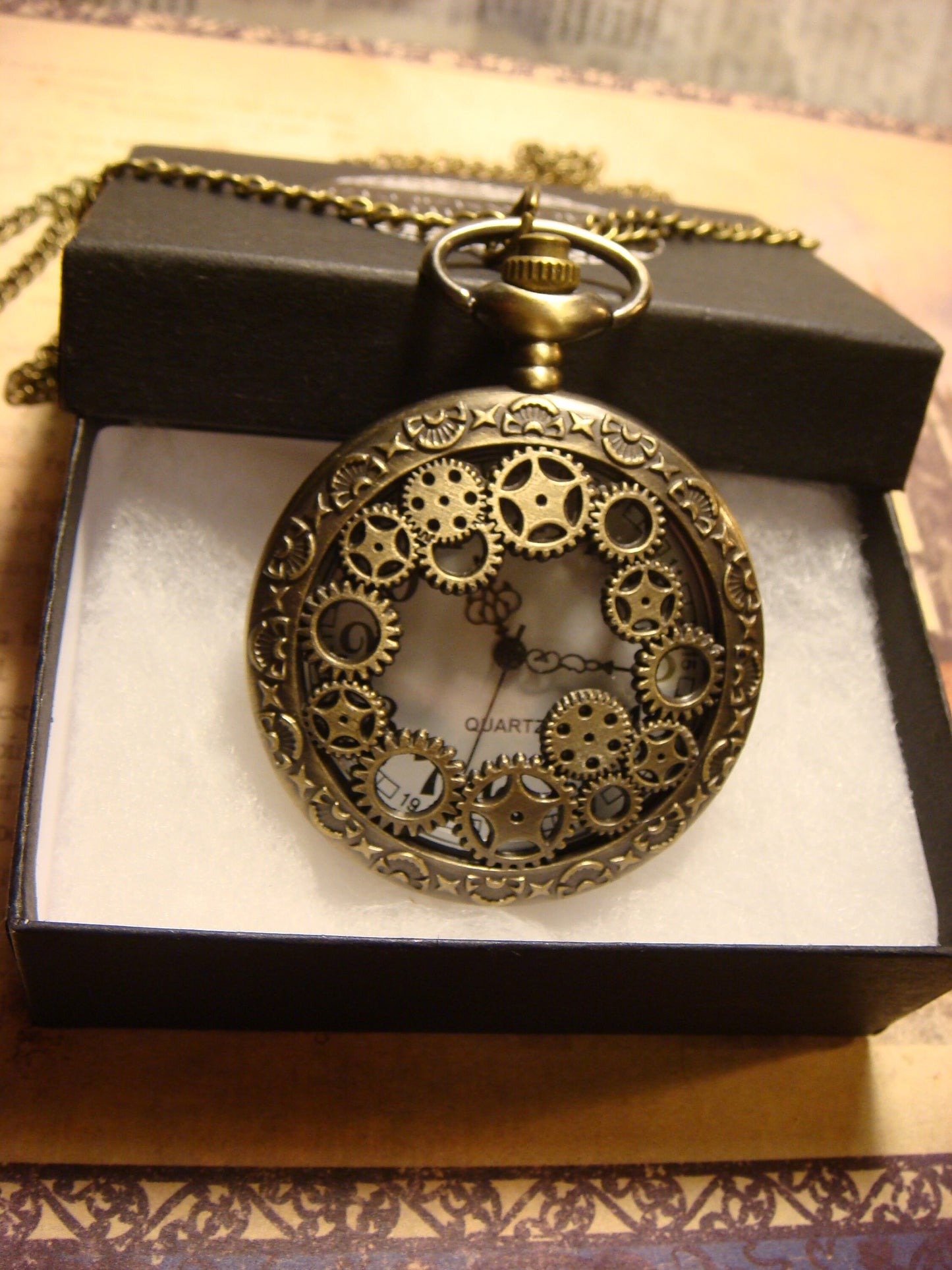 Working Steampunk Gears Pocket Watch Necklace in Antique Bronze