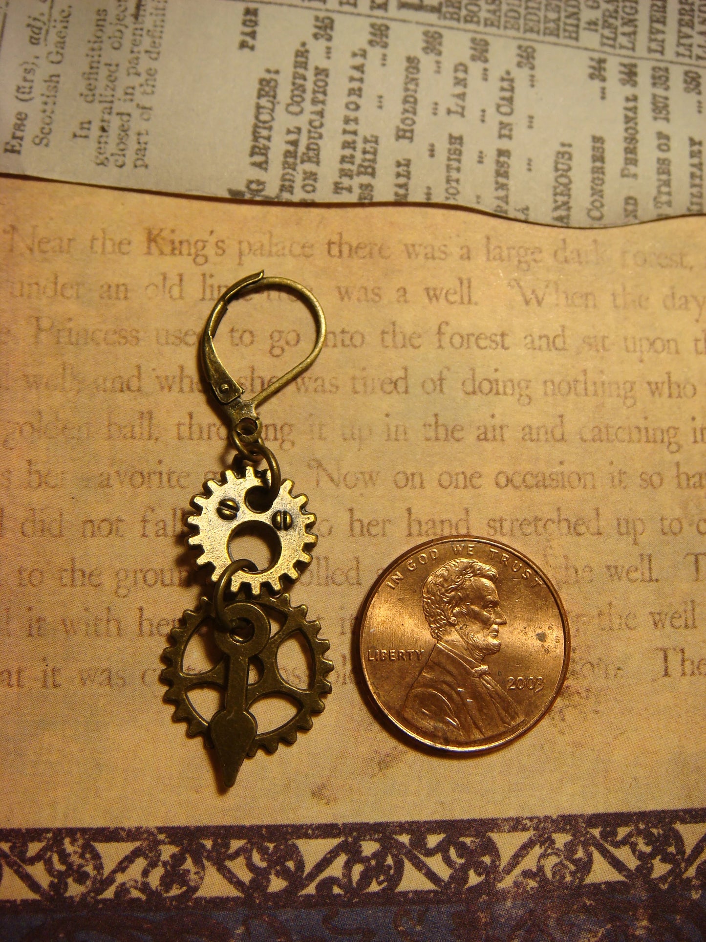 Gears and Watch Hands Dangle Earrings - Bronze