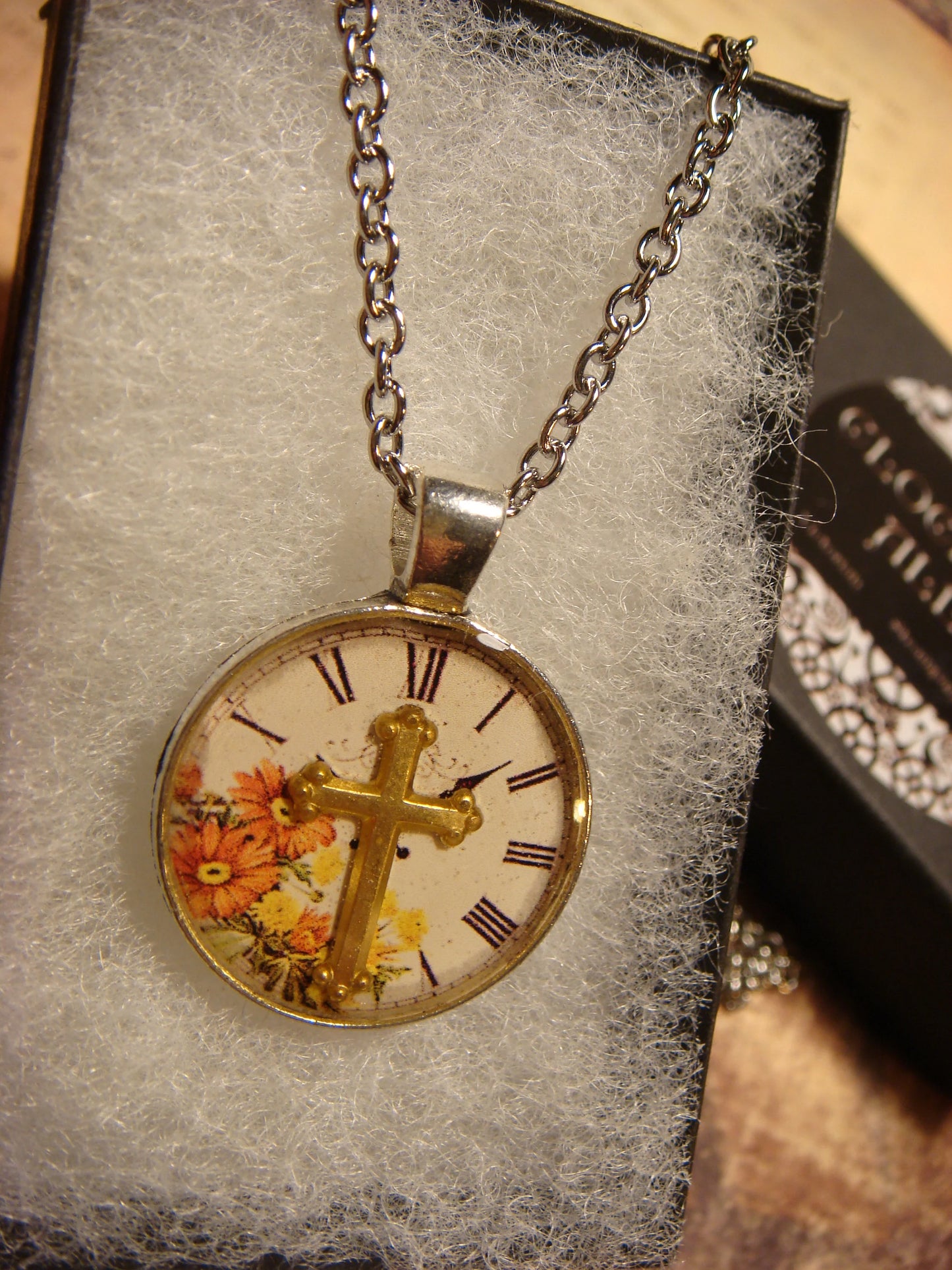 Cross over Floral Clock Small Pendant Necklace