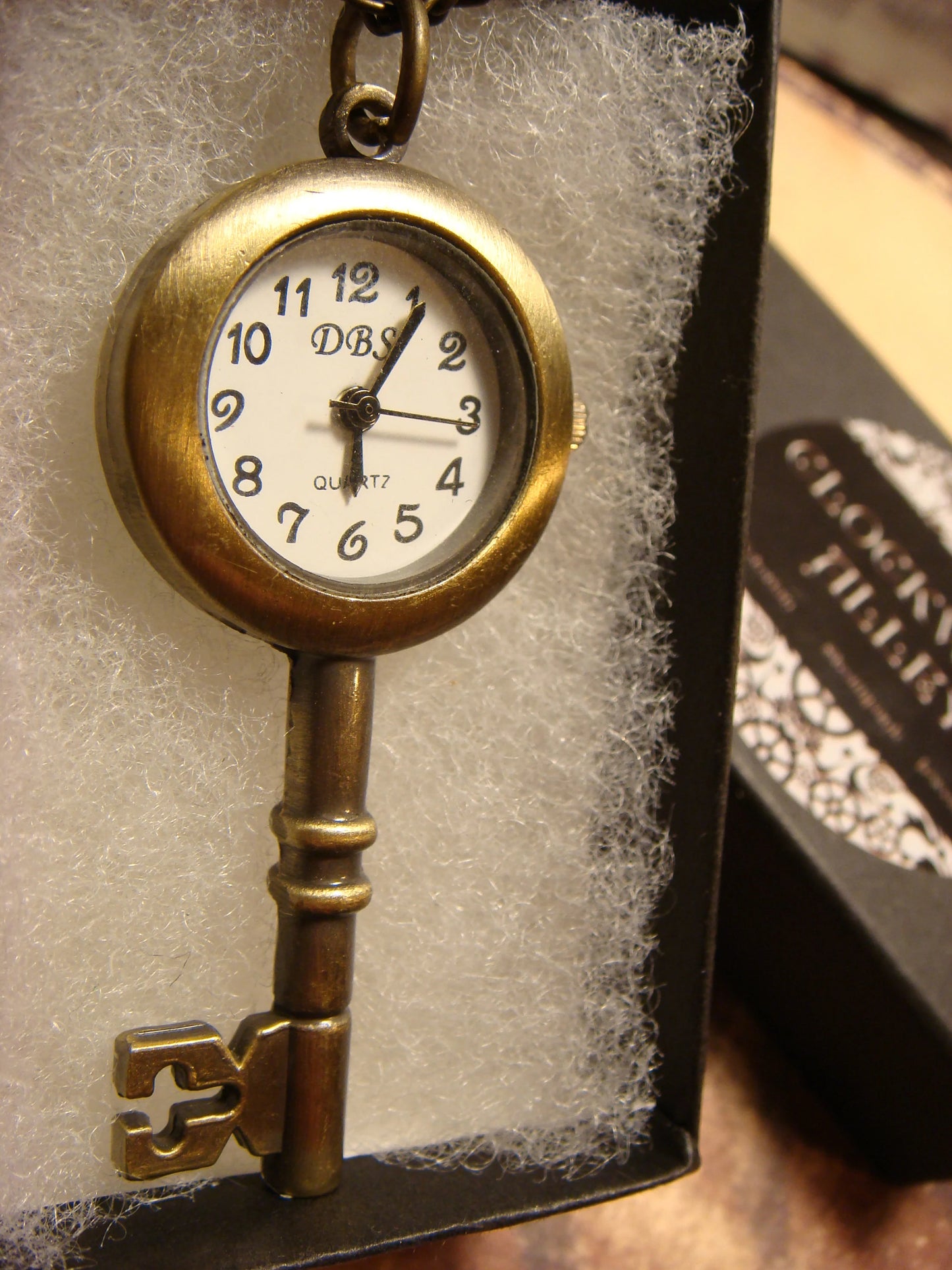 Working Key Clock Watch Necklace in Antique Bronze