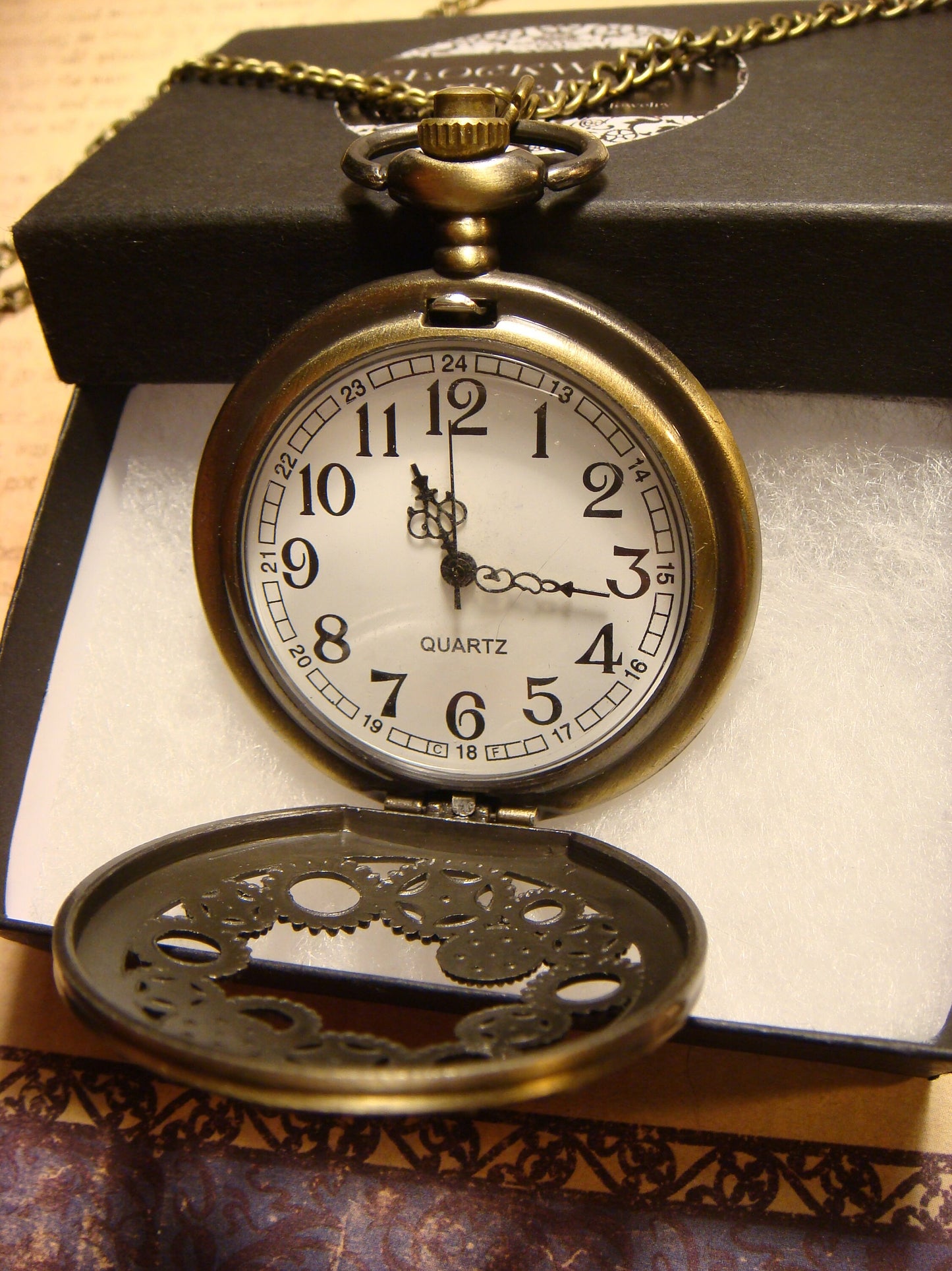 Working Steampunk Gears Pocket Watch Necklace in Antique Bronze
