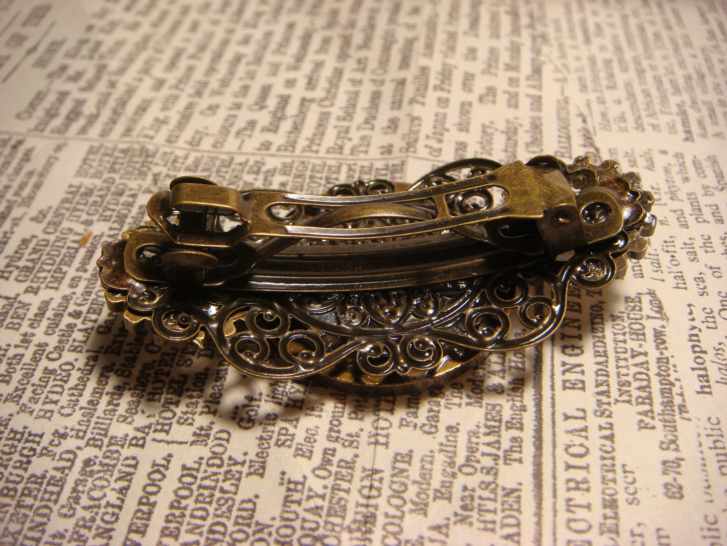 Steampunk Clock and Gears Barrette in Antique Bronze - Small