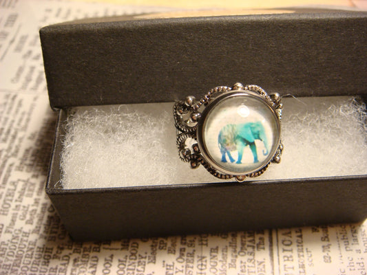 Elephant Image Filigree Ring in Antique Silver - Adjustable