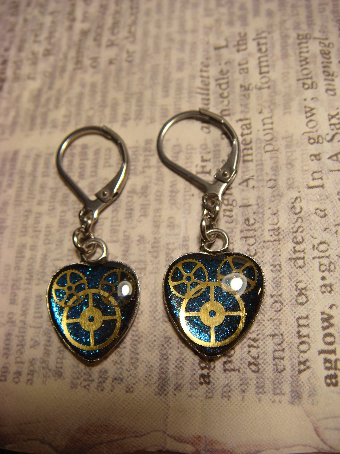 Heart Gears Dangle Earrings