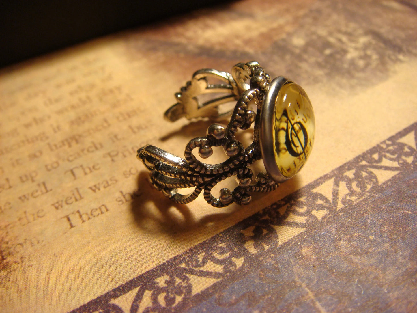 Treble Clef Image Filigree Ring in Antique Silver - Adjustable