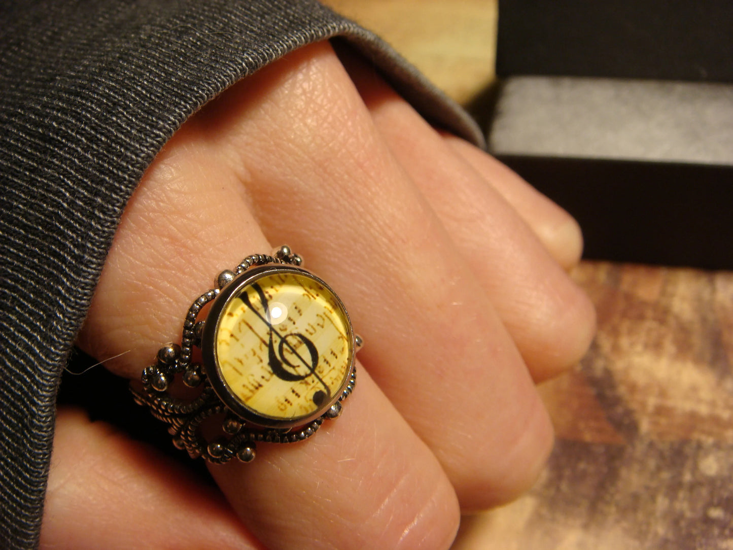 Treble Clef Image Filigree Ring in Antique Silver - Adjustable