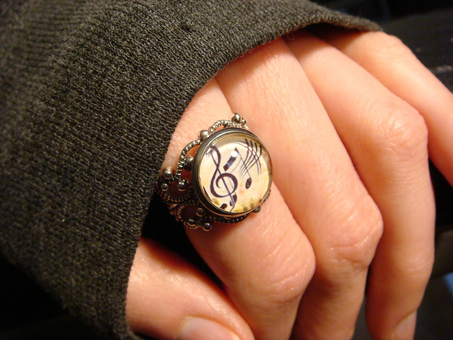 Treble Clef and Notes Image Filigree Ring in Antique Silver - Adjustable