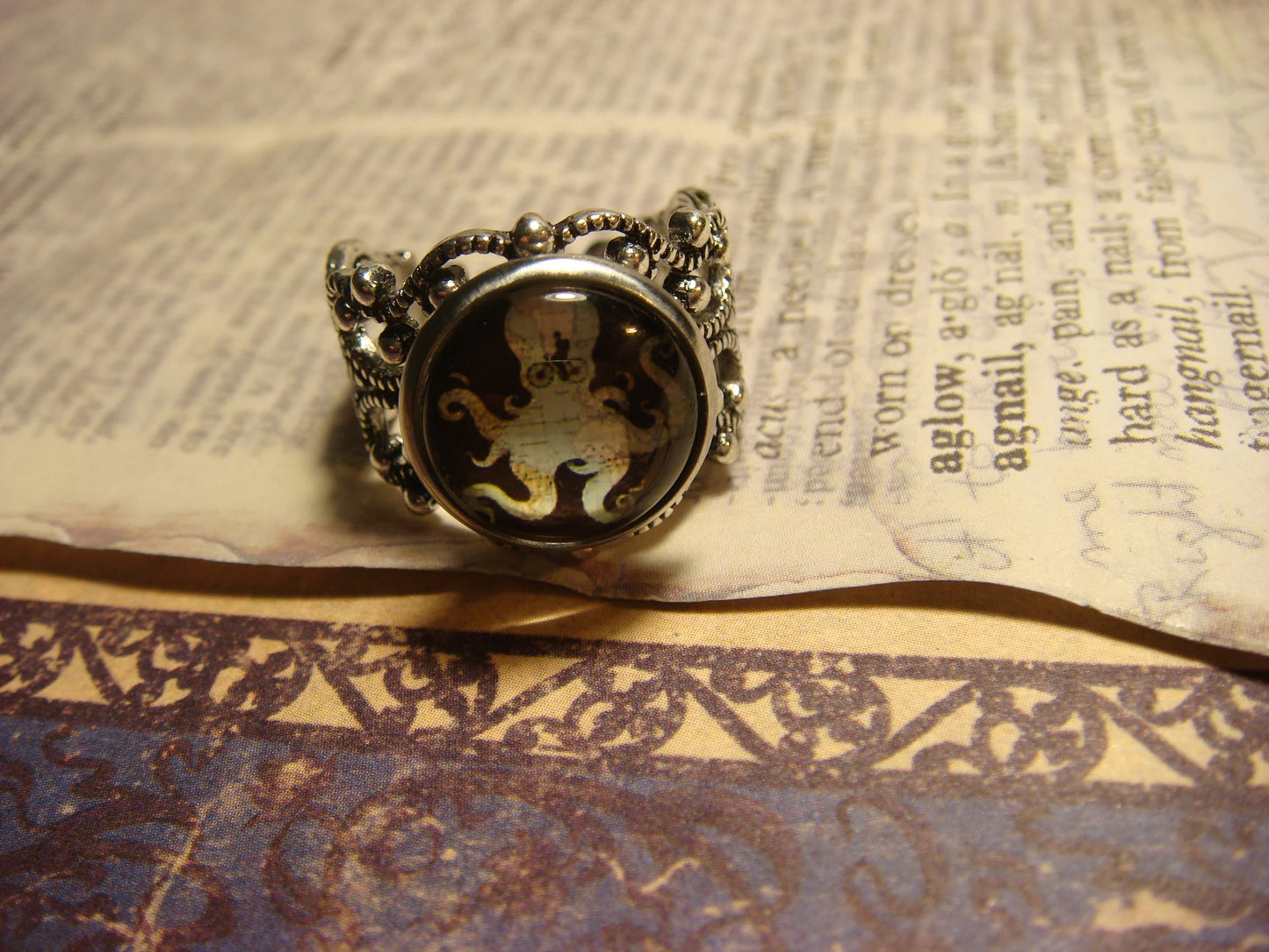 Octopus Map Image Filigree Ring in Antique Silver - Adjustable