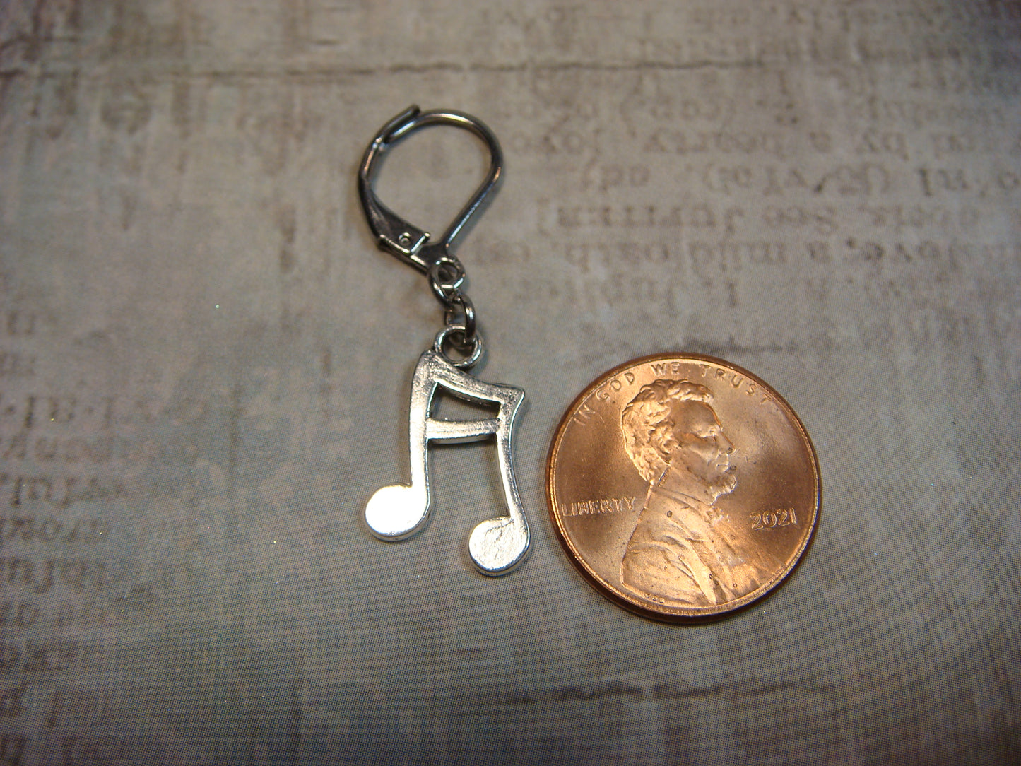 Music Notes Dangle Earrings in Antique Silver