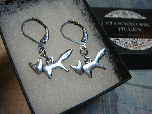 Fox Dangle Earrings in Antique Silver