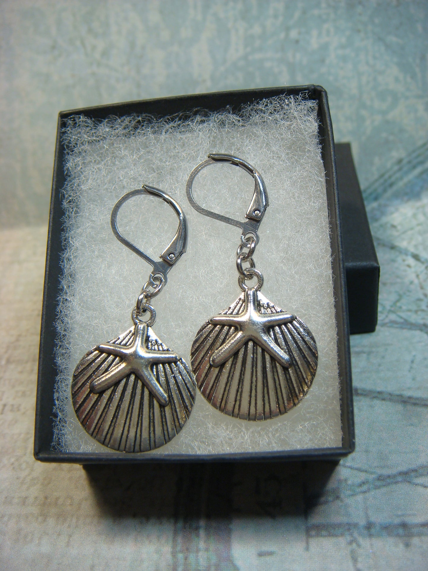 Seashell and Starfish Dangle Earrings in Antique Silver