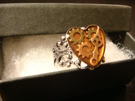 Watch Part Gear Heart Ring in Antique Silver