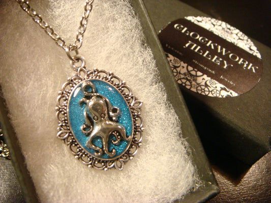 Octopus Small Ornate Necklace - Blue