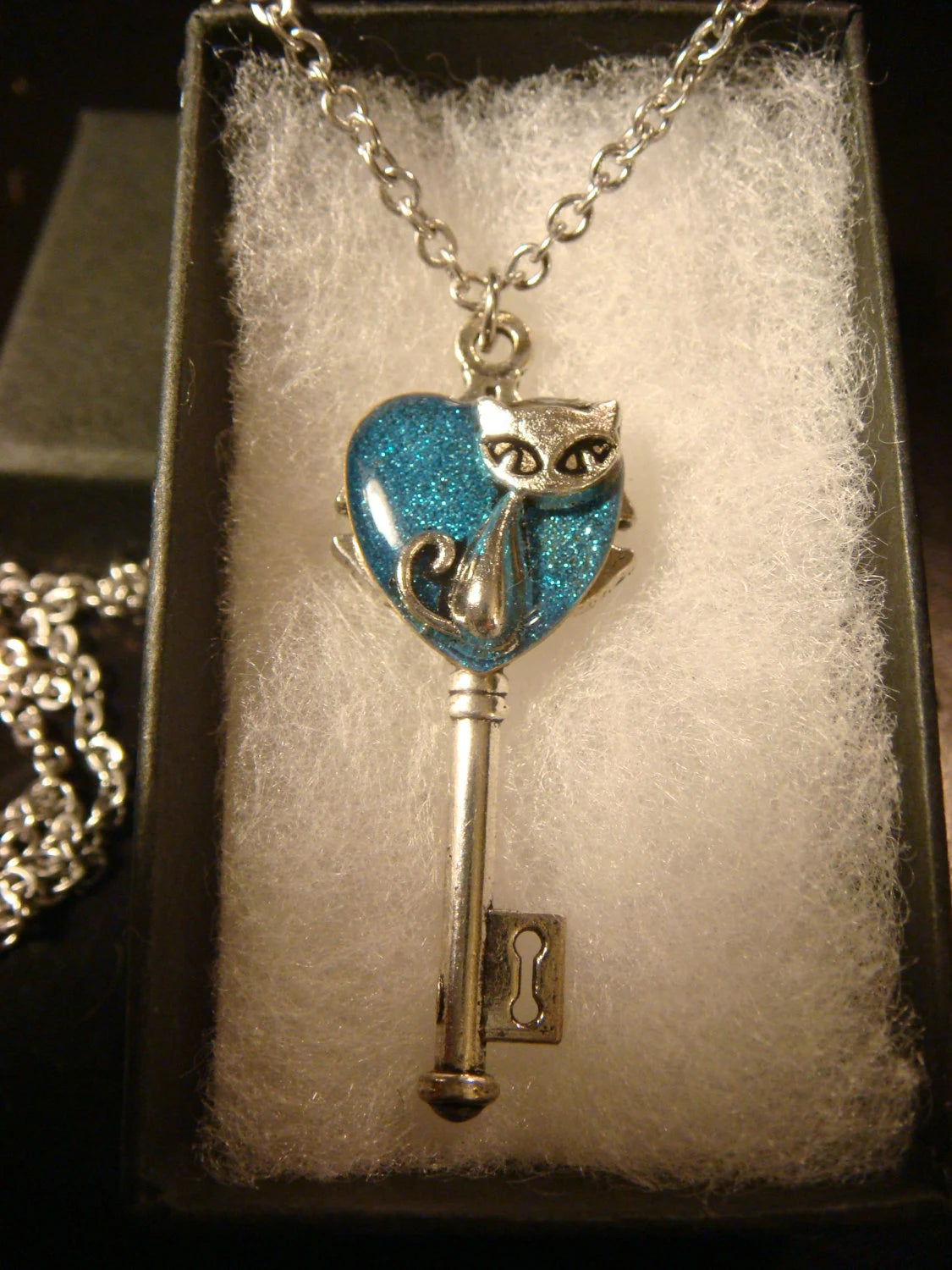 Cat Heart Key Necklace - Blue