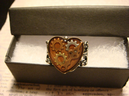 Watch Part Gear Heart Ring in Antique Silver