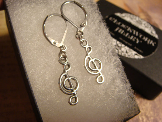 Treble Clef Dangle Earrings in Antique Silver