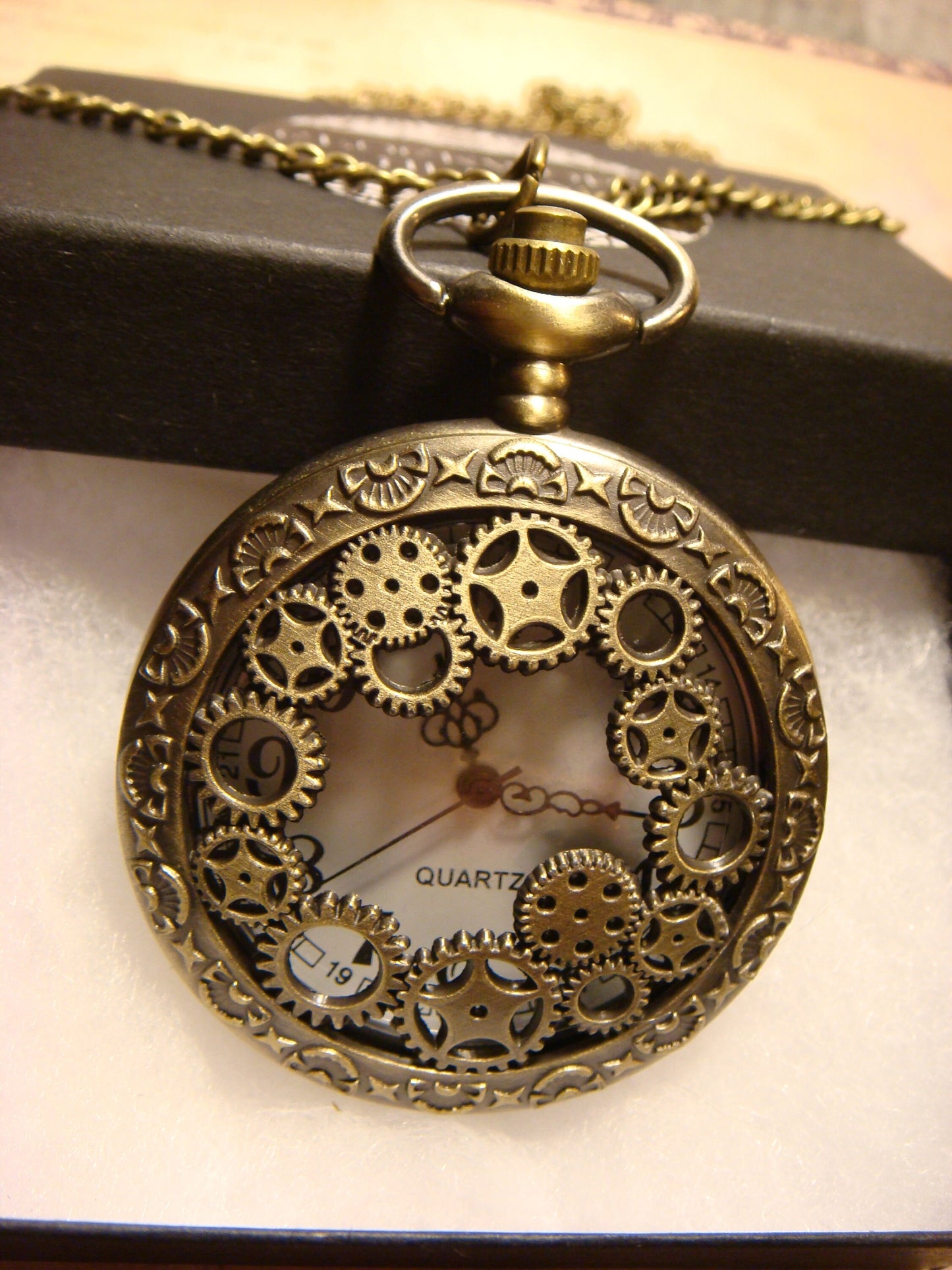 Working Steampunk Gears Pocket Watch Necklace in Antique Bronze