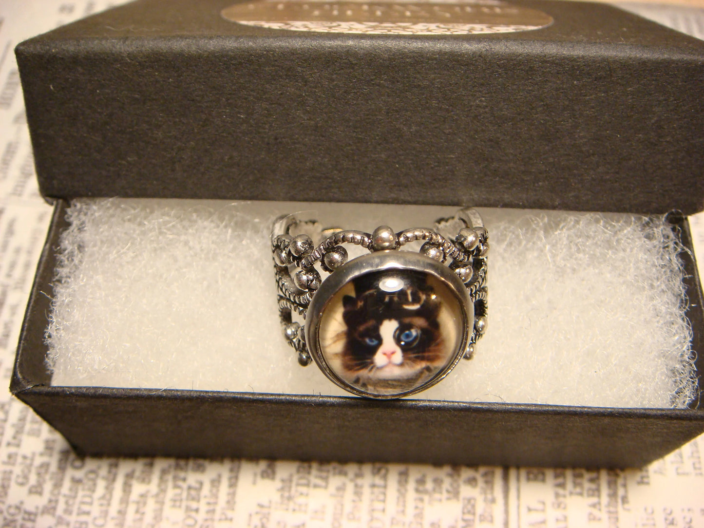 Cat Image Filigree Ring in Antique Silver - Adjustable