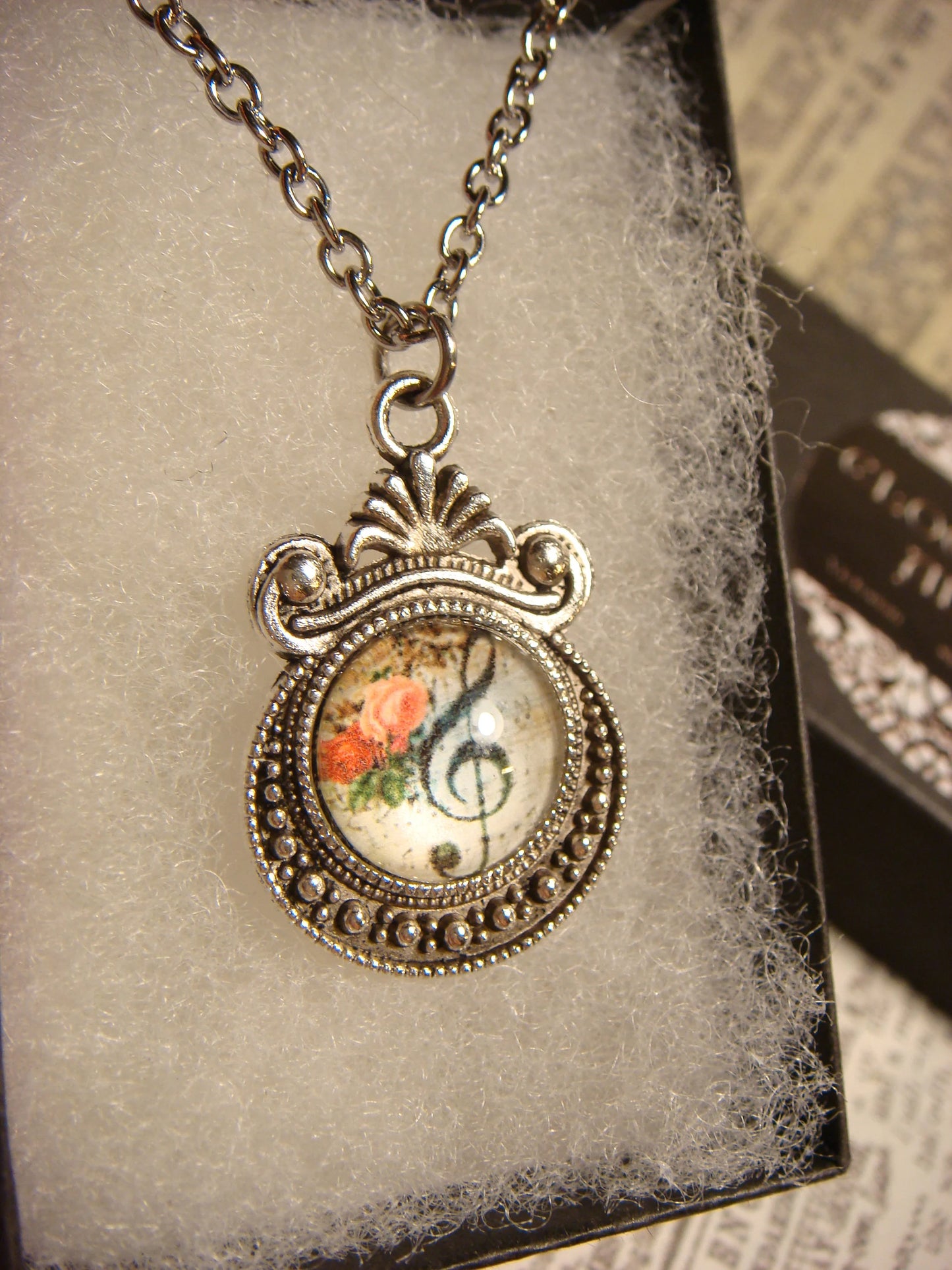Floral Treble Clef Image Small Ornate Necklace
