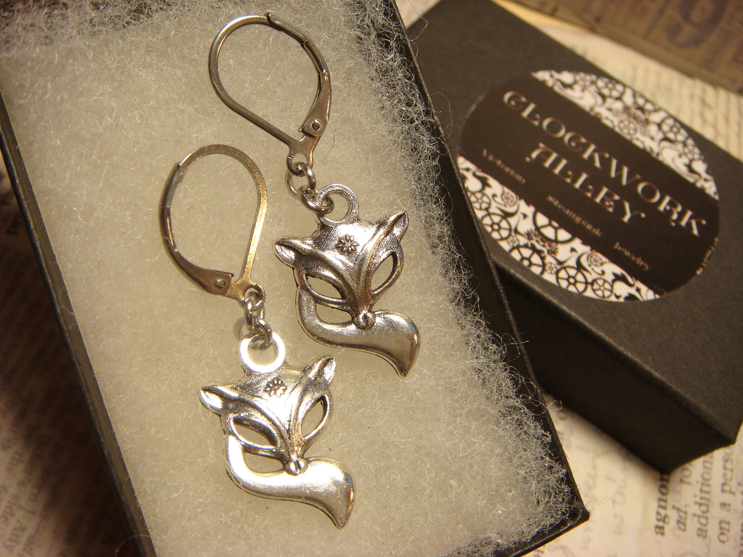 Fox Dangle Earrings in Antique Silver