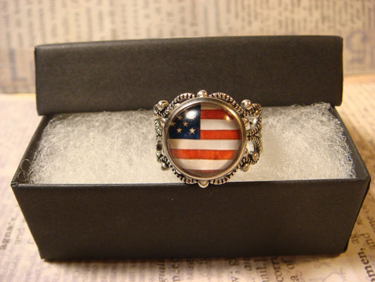 USA Flag Filigree Ring in Antique Silver - Adjustable