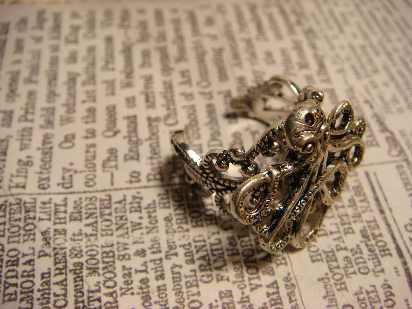 Octopus Filigree Ring in Antique Silver - Adjustable